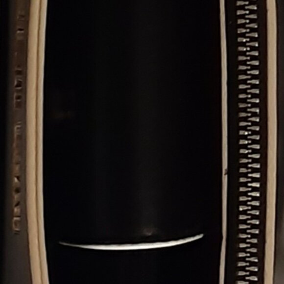 NWOT Christian Siriano Structured Vegan Leather Handbag Black/Light Beige Trim - Picture 5 of 5